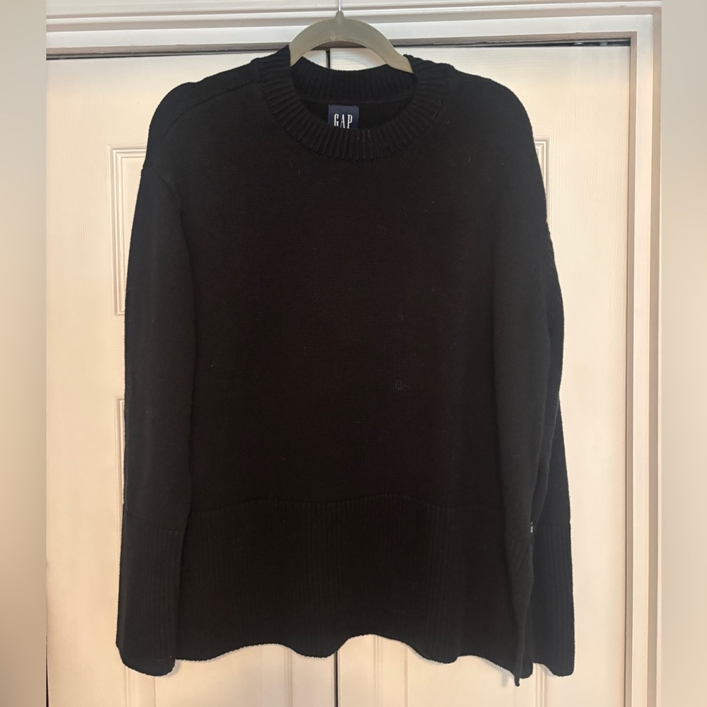 GAP Black womens Sweater 100% cotton